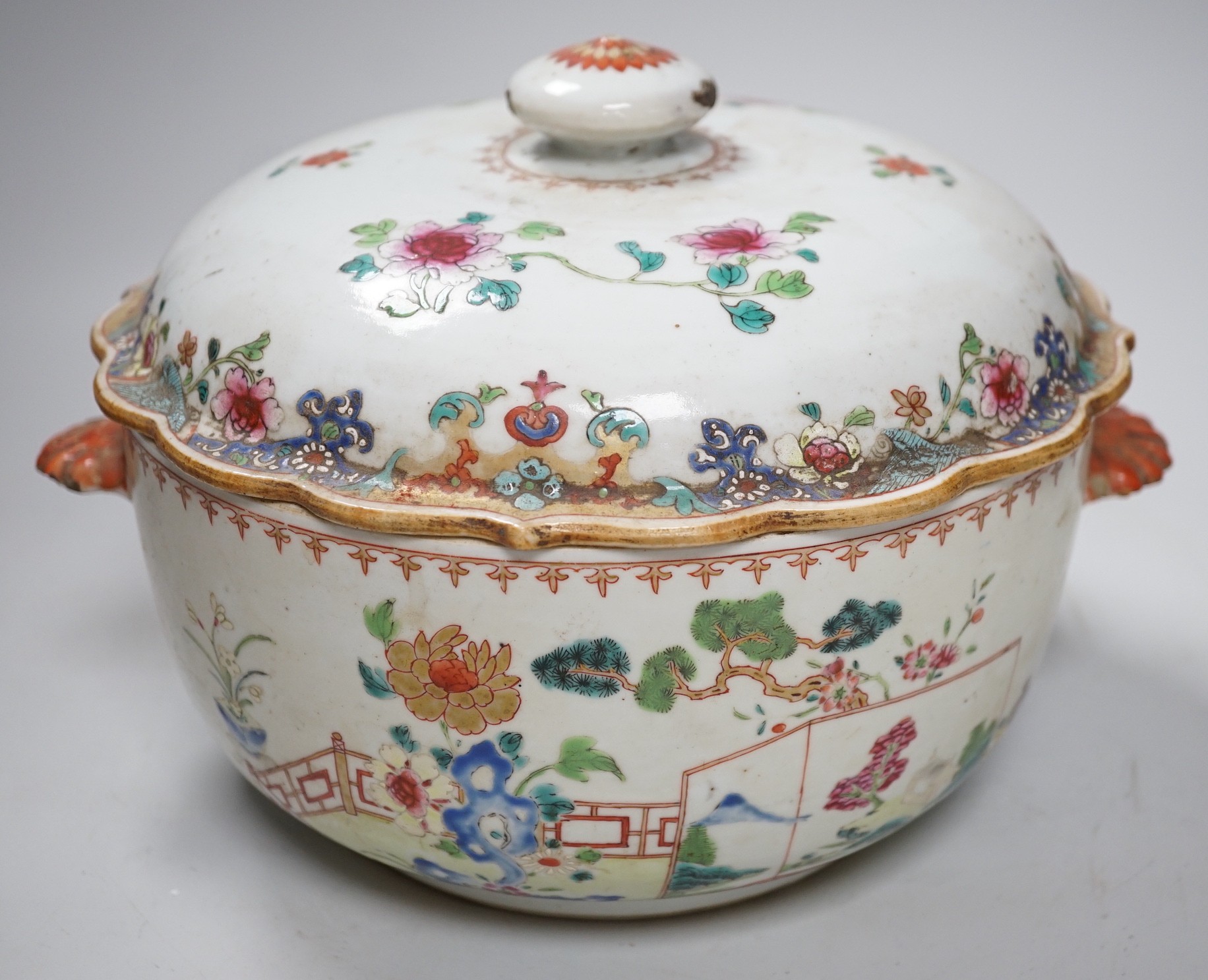 A Chinese famille rose ‘garden’ tureen and cover, Qianlong period, 19cms high